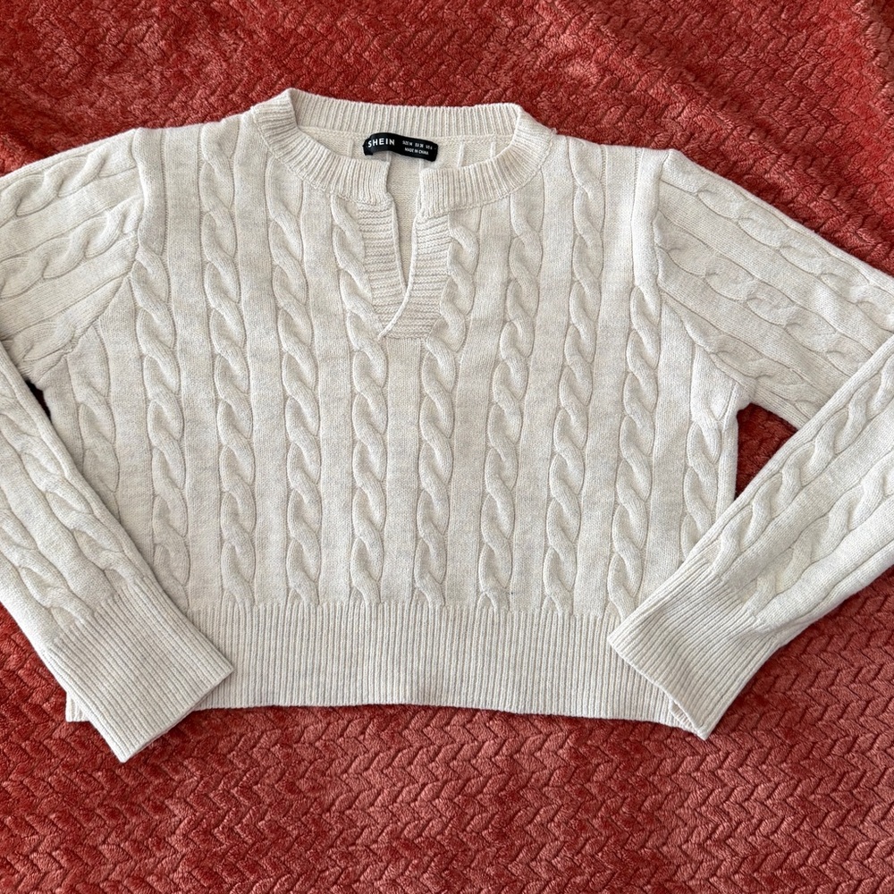 SHEIN Cream Cable-Knit Split-Neck Pullover